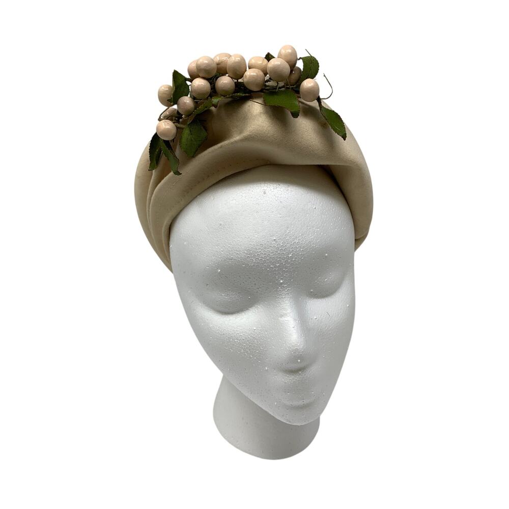 Vintage Ivory Felt Hat Faux Berry Leaf Trim Womens Mid Century Cocktail